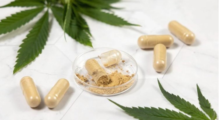 Thailand Hadapi Batas Waktu Reklasifikasi Ganja